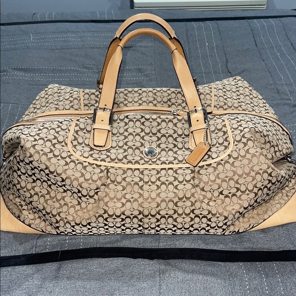 COACH  DUFFLE LARGE OVER NIGHT BAG AUTHENTIC SIGNATURE MONOGRAM LIKE NEW - Picture 1 of 13